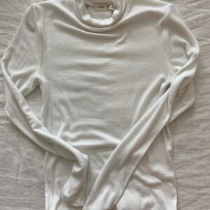Aritzia Wilfred long sleeve